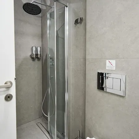 Thalpos 4 Chic Centrally Located Appartement