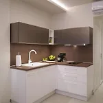Thalpos 4 Chic Centrally Located Apartmán