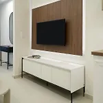 Thalpos 4 Chic Centrally Located Apartmán