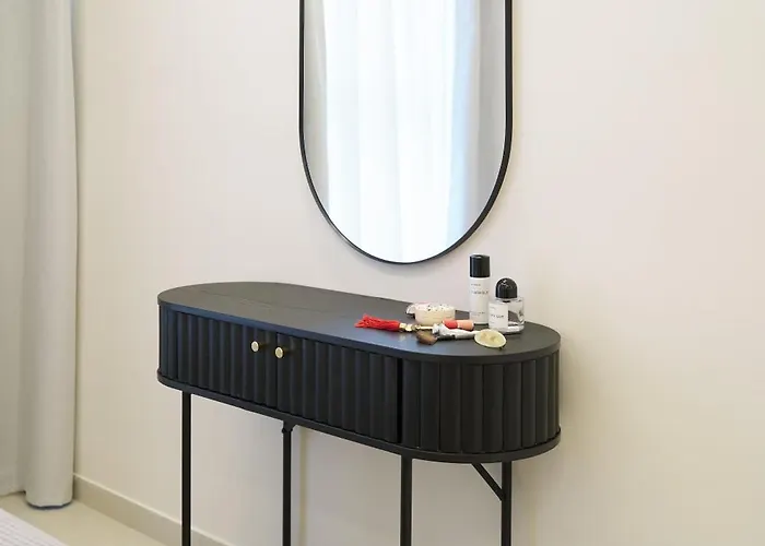 Thalpos 4 Chic Centrally Located Appartement *